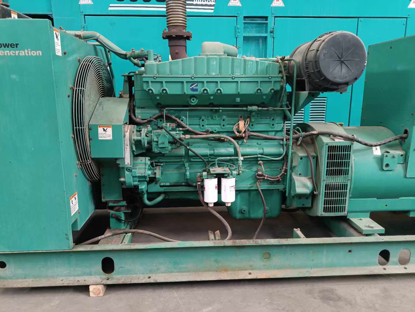 大田过载会对 600kW 柴油发电机组造成哪些损害？